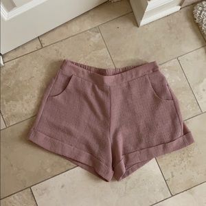 Pink flow short